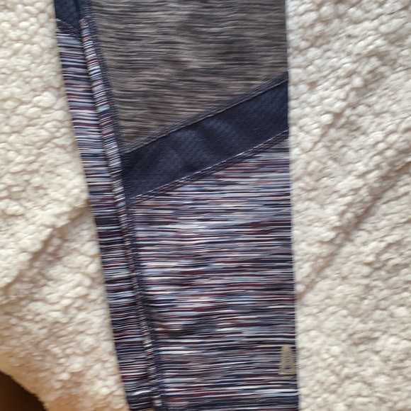 Abercrombie leggings - Picture 7 of 8